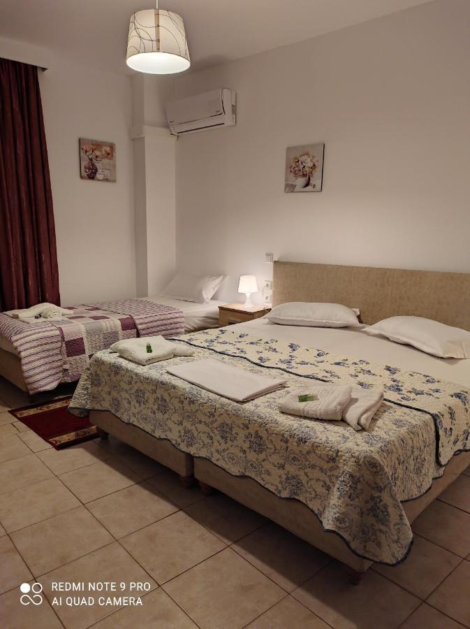 Sofias Hotel Ioannina Buitenkant foto